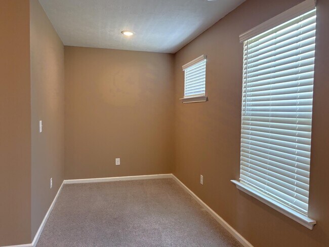 Building Photo - 5277 Copse Dr