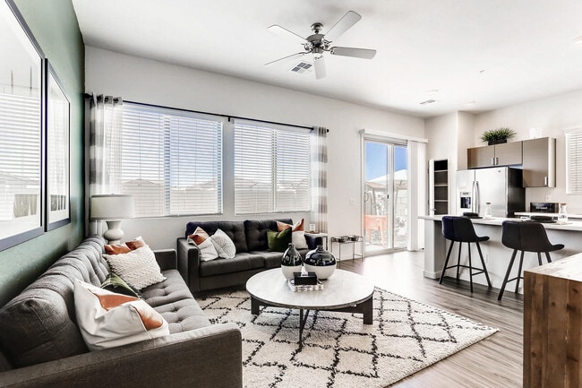 2 Bedroom Floor Plan - Avilla Camelback Ranch
