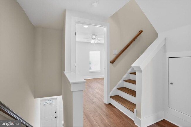 Building Photo - 344 Grove St