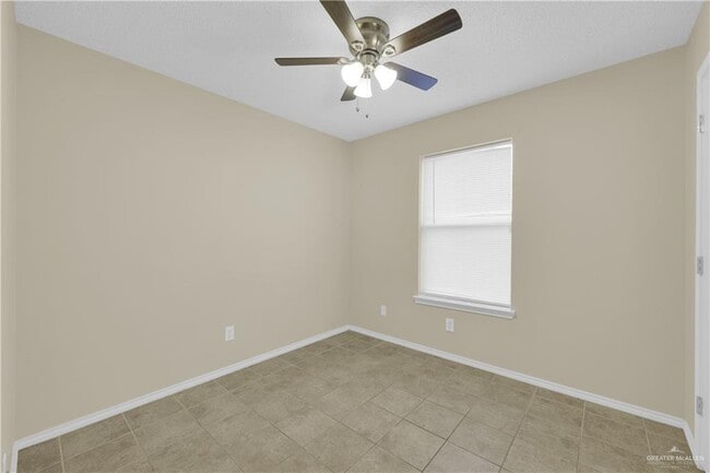 Building Photo - 12 Kokopelli Dr