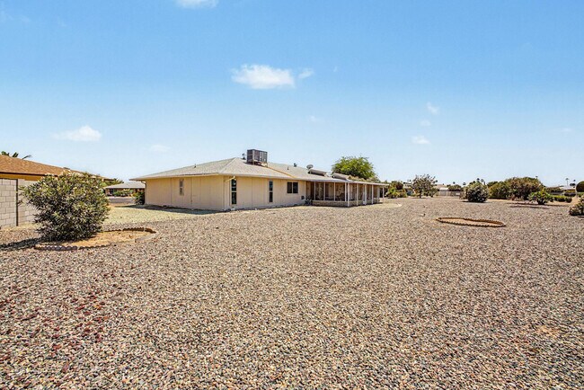 Building Photo - 13222 W Kodiak Dr