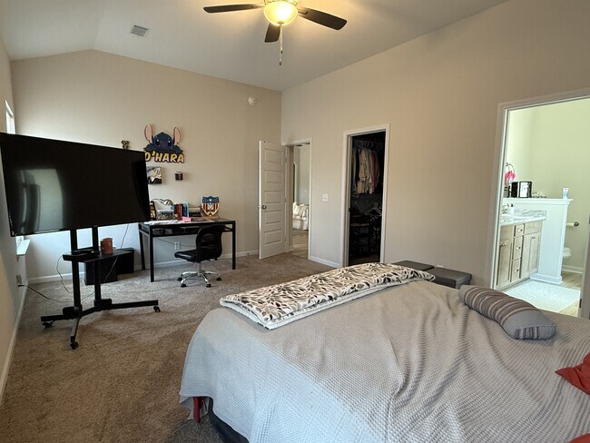 Building Photo - 2998 Arnall Dr