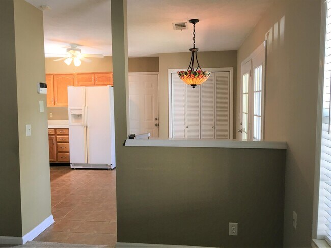 Building Photo - 100 Meridian Ct