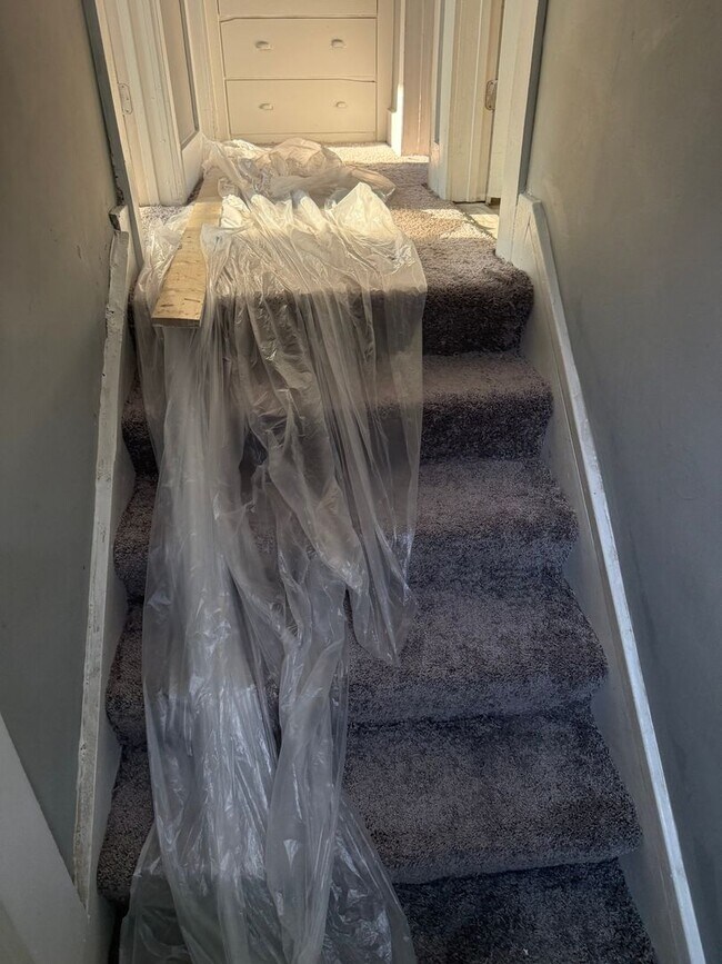 Building Photo - 12722 Birwood St