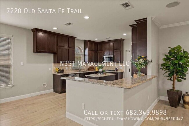 Building Photo - 7220 Old Santa Fe Trail