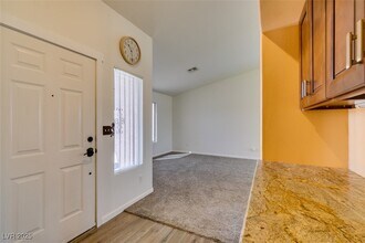 Building Photo - 420 Aloha Dr