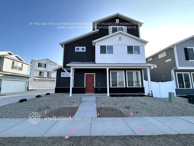 Building Photo - 322 N Broadway Dr