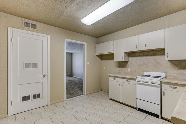 Building Photo - 4172 NW 23rd St