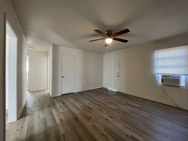 Building Photo - Sun-Kissed Snyder Retreat – Modern Comfort Meets Classic Charm