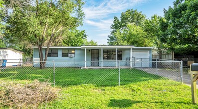Building Photo - New Renovation! 3 Bed 1 Bath Rental Home in Tulsa