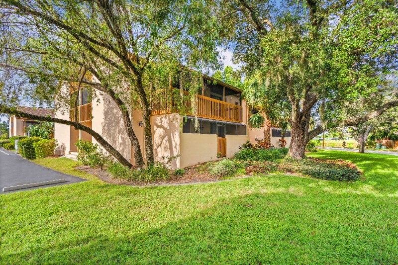 Building Photo - 3075 Willow Green Dr