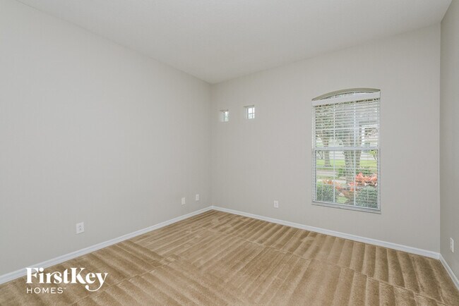 Building Photo - 527 Dunaway Dr