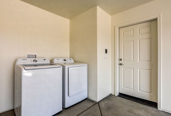 Building Photo - 3850 E Teri Ct