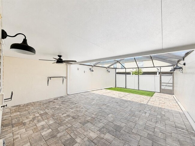 Building Photo - 11905 Cypress Vista