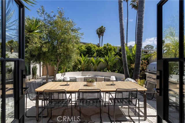 Building Photo - 2703 Via Montecito