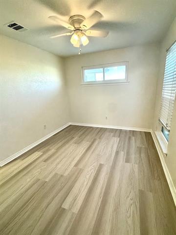 Building Photo - 11525 Webb Chapel Rd