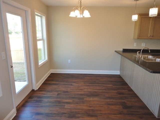 Building Photo - Stylish 3BR/2.5BA Two-Story Home with Fenced Yard & Modern Kitchen in North Valdosta
