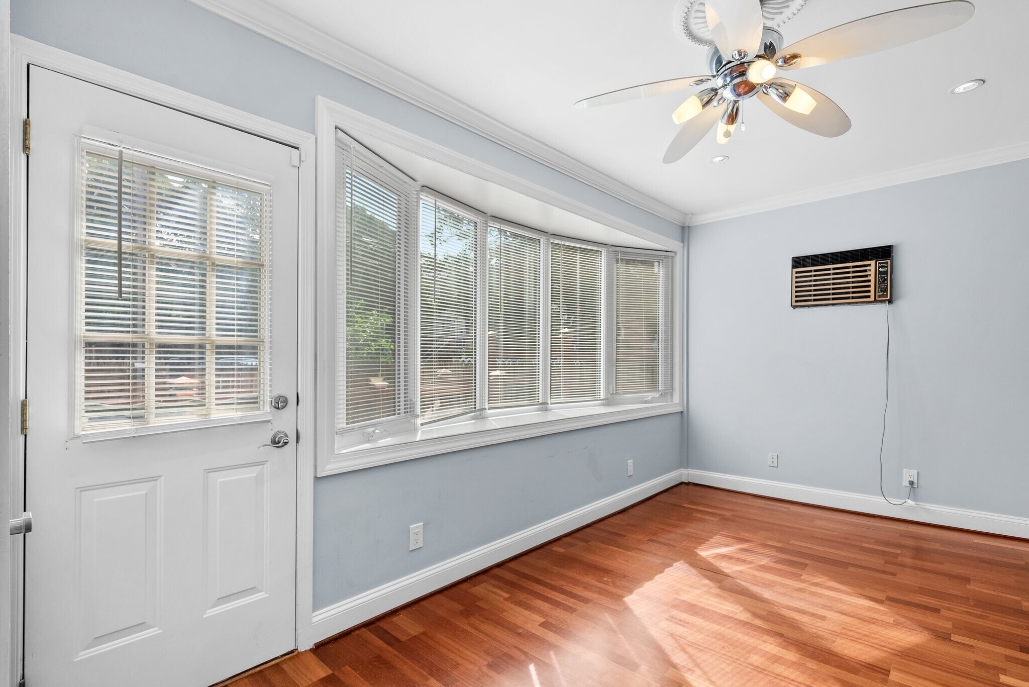 Building Photo - 1711 37th St NW