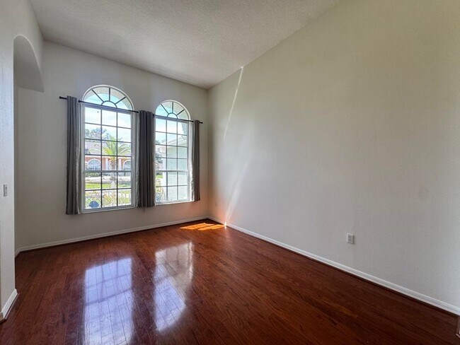 Building Photo - 39 Woodhollow Ln