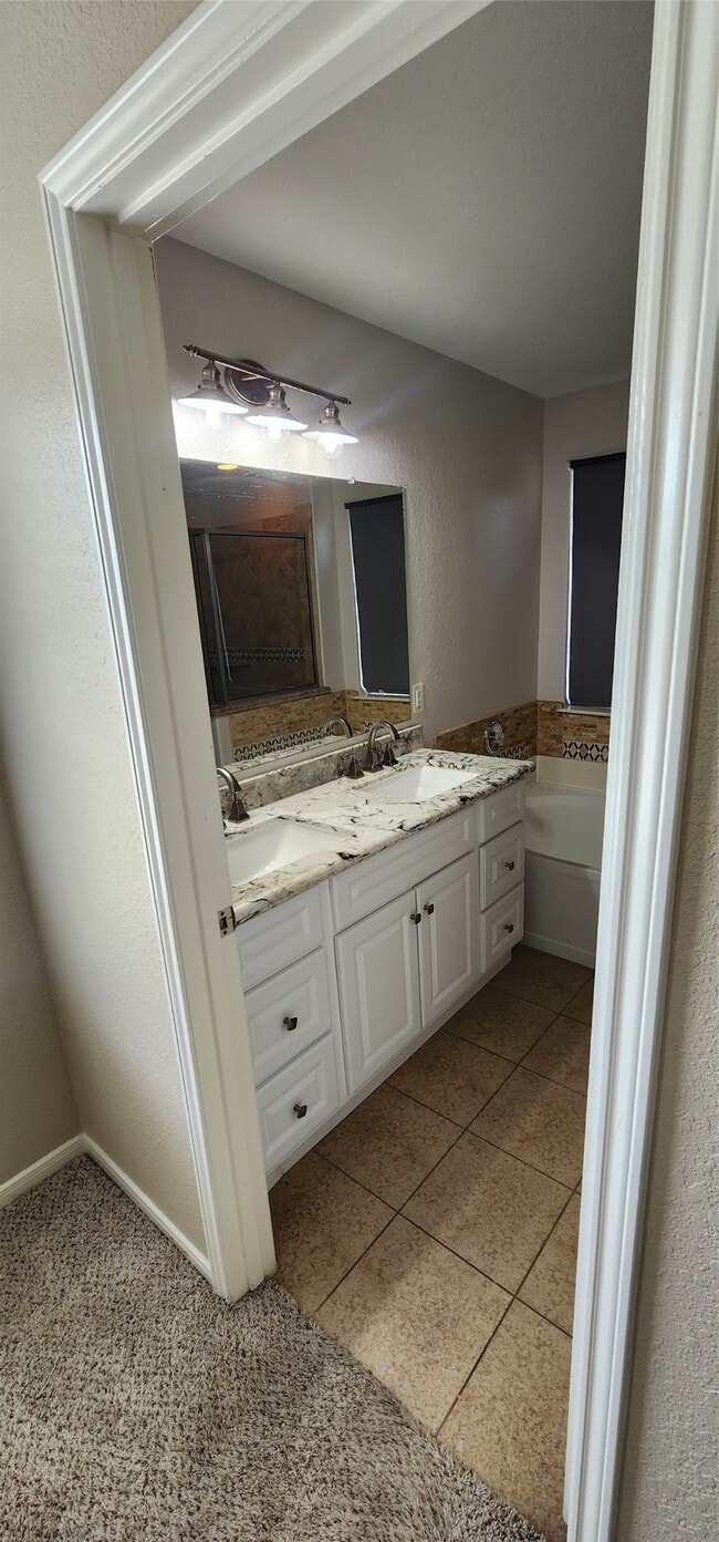 Building Photo - 8830 Summerset Meadow Ct