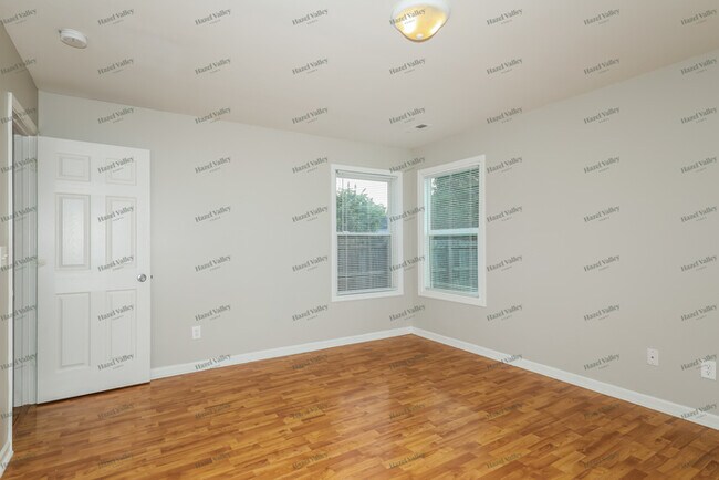 Building Photo - 6091 Parrington Dr