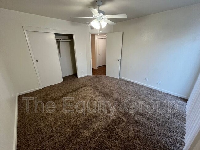 Building Photo - 4042 W Meadow Ave