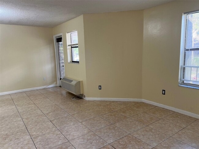 Building Photo - 4481 W McNab Rd