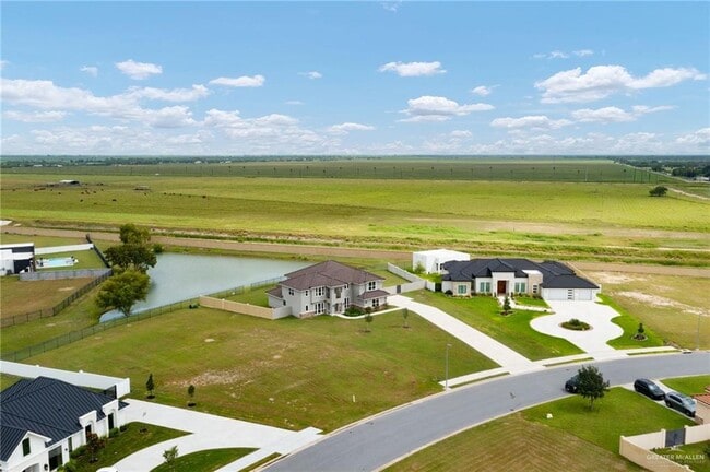 Building Photo - 45 Estancia Pkwy