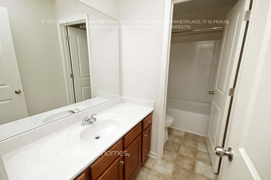 Building Photo - 788 Rockingham Dr