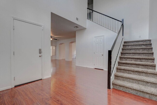 Building Photo - 3109 Strawberry Park Dr