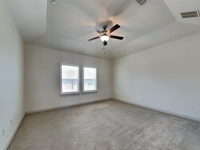 Building Photo - 7362 Sprangletop St