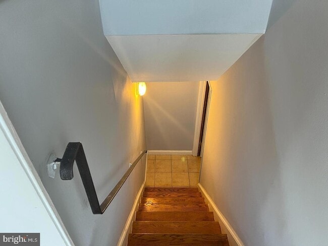 Building Photo - 6323 Fenton Ct