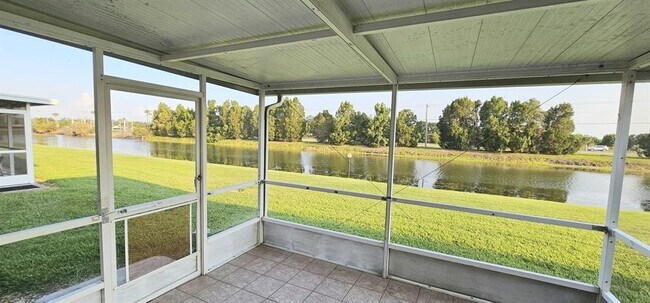 Building Photo - 641 Kensington Lake Cir