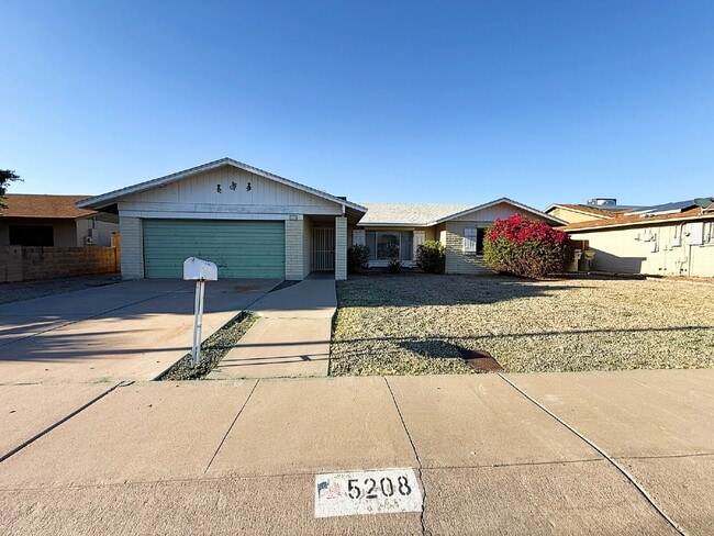 Building Photo - Fully Remodeled Home in Prime Location – Move-In Ready!