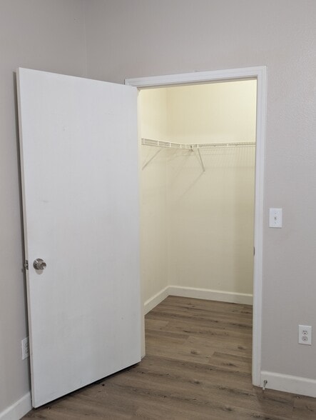 Building Photo - 45 Maleena Mesa St