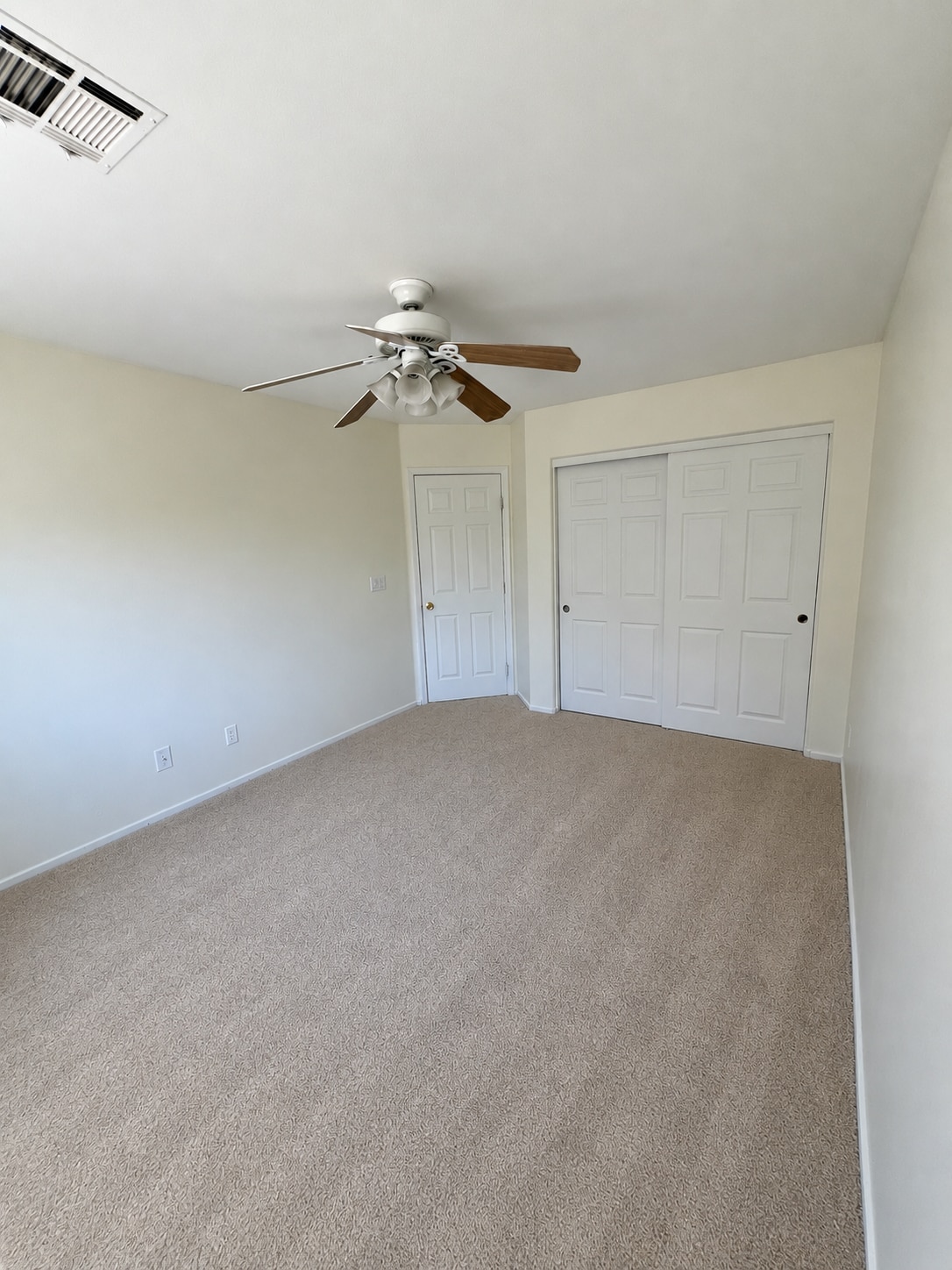 Building Photo - 1153 Maple Pines Ave