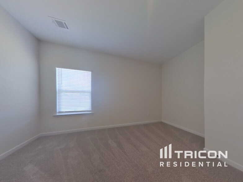 Building Photo - 3412 Arabian Farm Ln