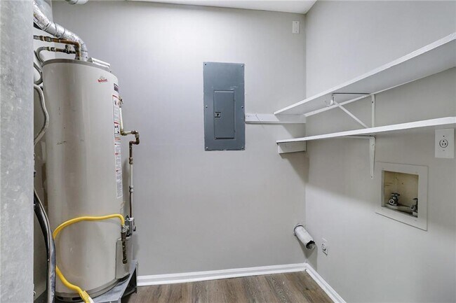 Building Photo - 3377 Montheath Pass