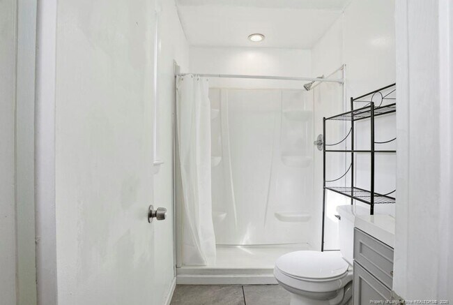 Building Photo - 815 Bedrock Dr