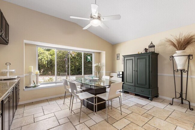 Building Photo - 11634 Nellie Oaks Bend