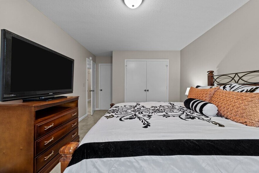 Building Photo - 4330 Edith Ln