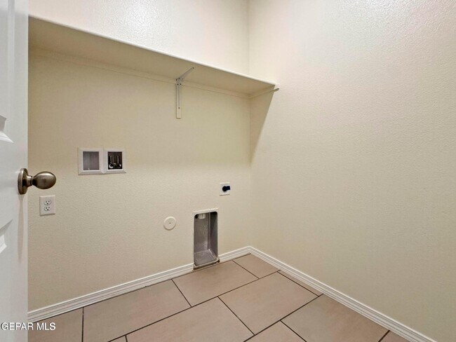 Building Photo - 15216 Hunch Ct