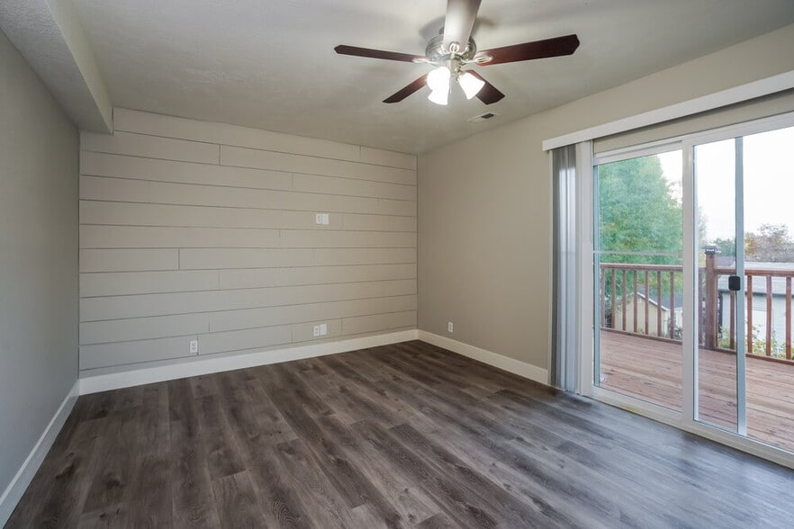 Building Photo - 6125 S 6105 W