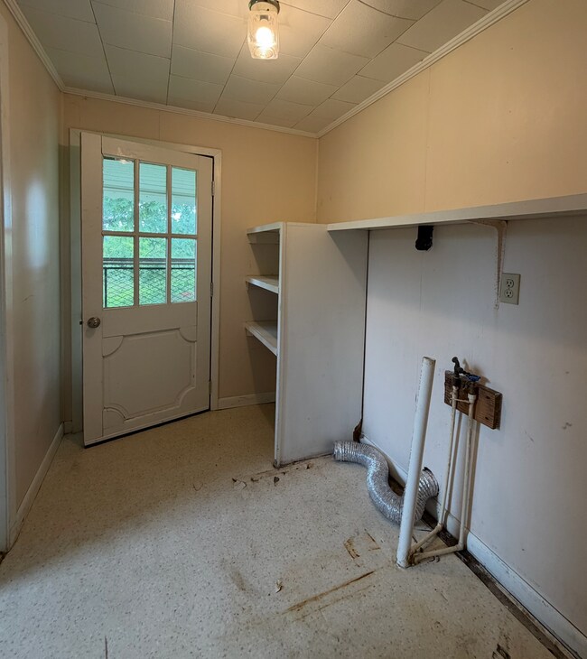 Building Photo - 1380 County Rd 15