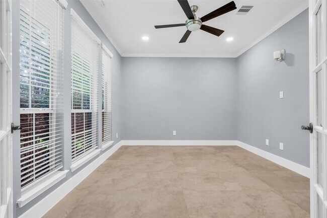 Building Photo - 10626 Cortland Ridge Ln