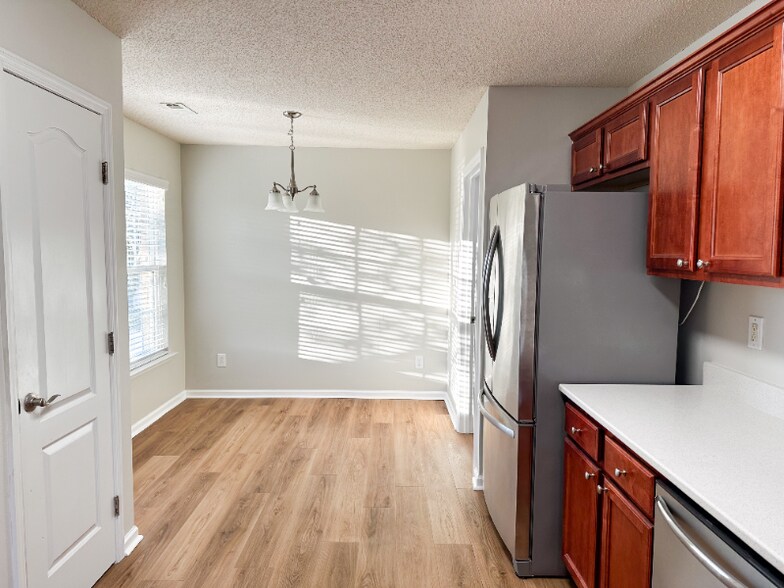 Building Photo - 118 Artesian Ln NW