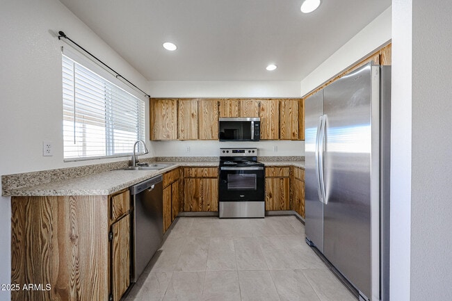 Building Photo - 7208 W Vogel Ave