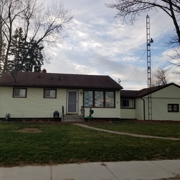 Primary Photo - 4493 290th St