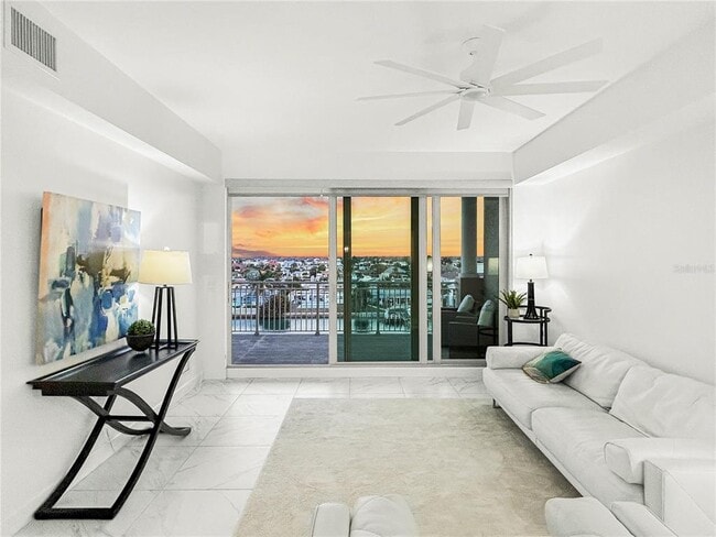 Building Photo - 125 Island Way