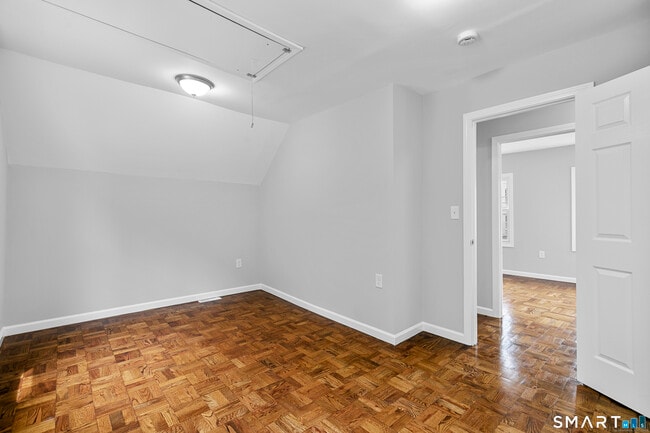 Building Photo - 196 Farren Ave